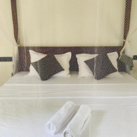 Hotel Pearl Gardens Midigama East Esterno foto